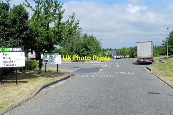 Photo 6"x4" Northbound M40, Warwick Services Chesterton Green c2013