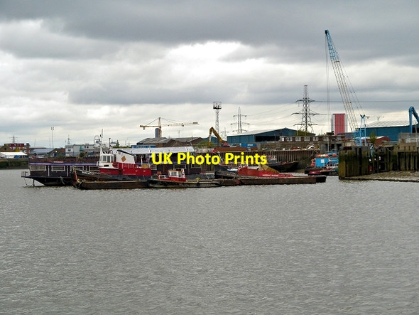Photo 6"x4" River Thames, Clyde Wharf Poplar\/TQ3780 c2013