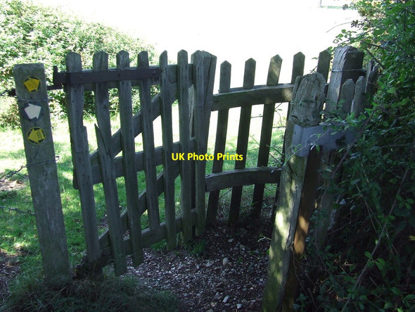 Photo 6"x4" Wooden Kissing Gate Wormingford c2013