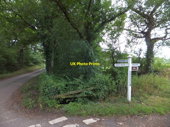 Photo 6"x4" Venn Copse Cross signpost and stream Honeychurch c2013