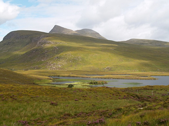 Photo 6"x4" Loch nan Balachan Druim Donn\/NC1708 c2008