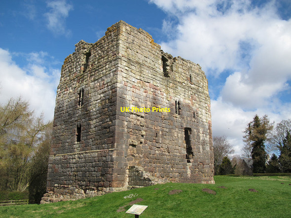 Photo 6"x4" Etal castle keep Etal c2013