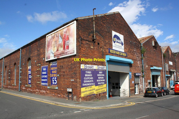 Photo 6"x4" Garage at junction of Leathley Street and Butterley Street Leeds\/SE3034 c2013