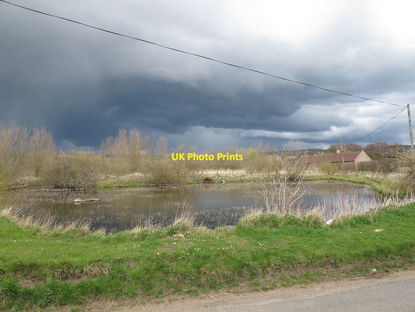 Photo 6"x4" West Fenton pond Fenton\/NT9733 c2013