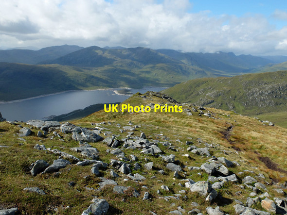Photo 6"x4" On the ridge of Carn Ghluasaid Coire nan Clach\/NH1312 c2013