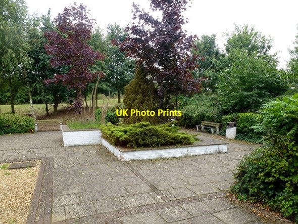 Photo 6"x4" Outdoor area, Thrapston Services Thrapston c2013