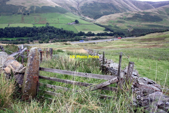 Photo 6"x4" Gateway beside A685 overlooking the M6 Low Borrowbridge c2013