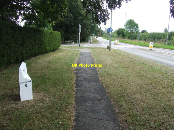 Photo 6"x4" Old Milepost Ryhall c2013