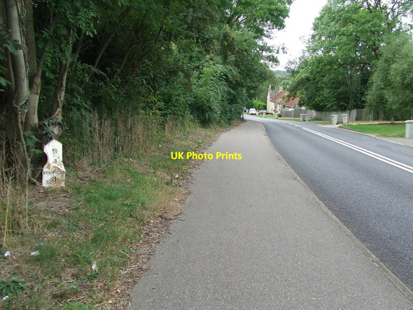 Photo 6"x4" Old Milepost Ryhall c2013 P1