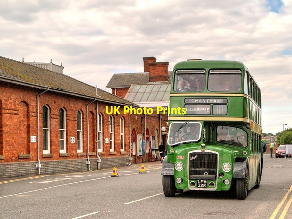 Photo 6"x4" Bristol Lodekka passing Grantham Station Grantham c2013