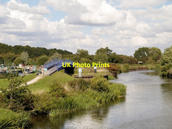 Photo 6"x4" River Trent, King's Marina Bridge Newark-on-Trent c2013