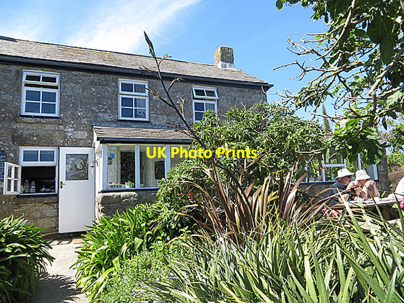 Photo 6"x4" Cove Vean cafe on St Agnes Hugh Town c2013