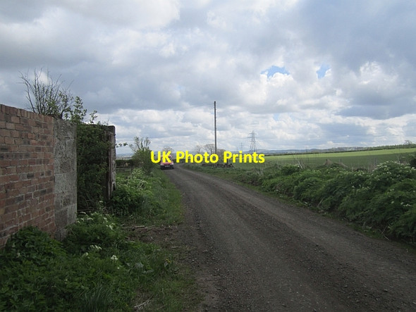 Photo 6"x4" Post delivery, Old Gallows Road Tibbermore c2013