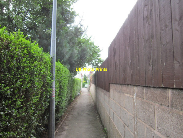 Photo 6"x4" A path leading to Westfield Rise, Hessle Hessle\/TA0326 c2013
