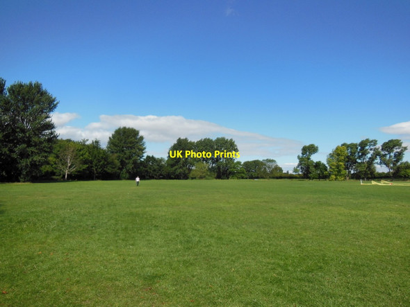 Photo 6"x4" Oak Road playing fields, Hull Newland\/TA0831 c2013