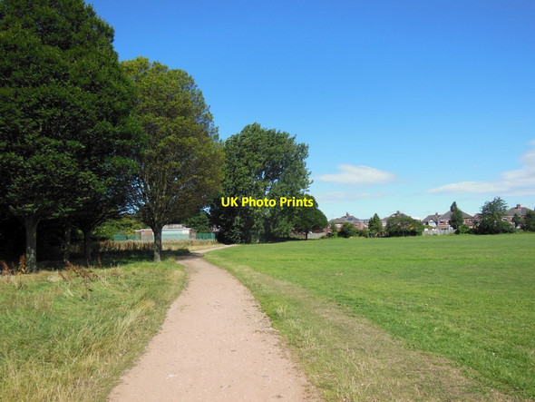 Photo 6"x4" Oak Road playing fields, Hull Newland\/TA0831 c2013 P6