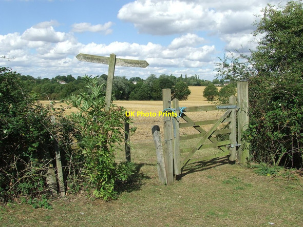 Photo 6"x4" Gate And Footpath Sign Otley\/TM2055 c2013