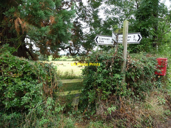 Photo 6"x4" Entrance to the Pen-twyn footpath, at Croes Llanvair Croes Llanfair c2013