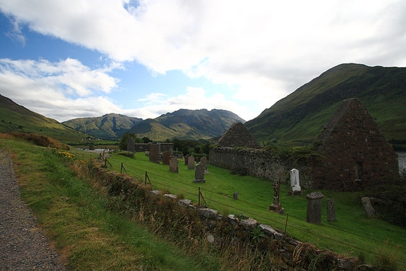 Photo 6"x4" Clachan Duich Ruined Church and Cemetery Carn-gorm c2008