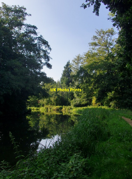 Photo 6"x4" The River Wey Navigation below Cart Bridge Woking c2013
