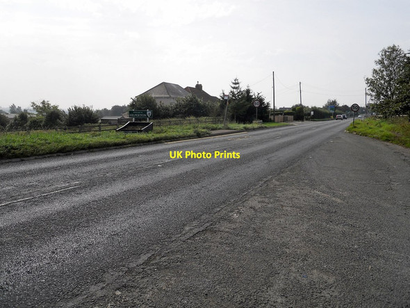 Photo 6"x4" Hilperton Boundary Hilperton c2013