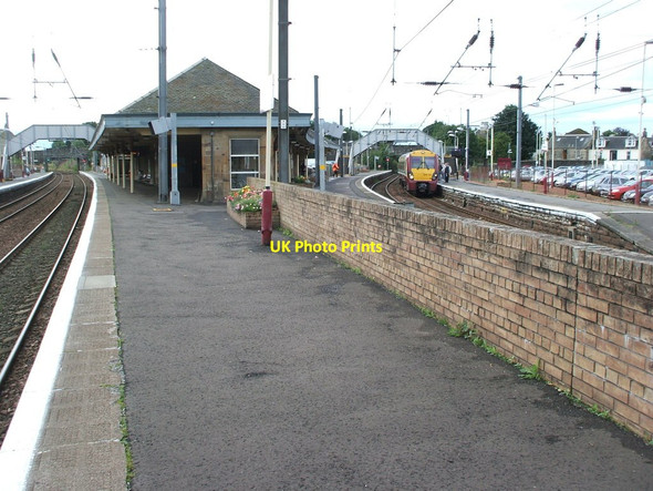 Photo 6"x4" Kilwinning railway station, Ayrshire, 2009 Kilwinning c2009
