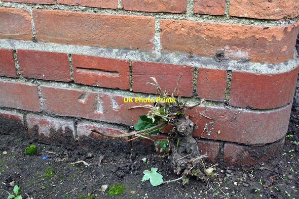 Photo 6"x4" Benchmark on St Andrews CP School, London Road Headington c2013