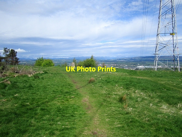 Photo 6"x4" Gleniffer Braes triangulation pillar Johnstone\/NS4362 c2013