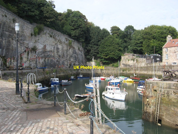Photo 6"x4" Inner Harbour - Dysart Panhall c2013