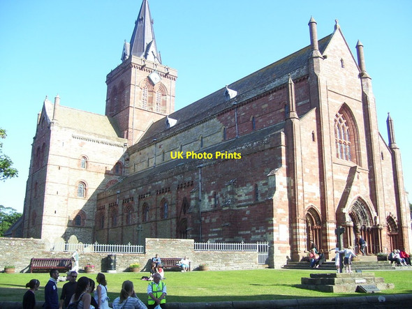 Photo 6"x4" St. Magnus Cathedral in Kirkwall Kirkwall c2009