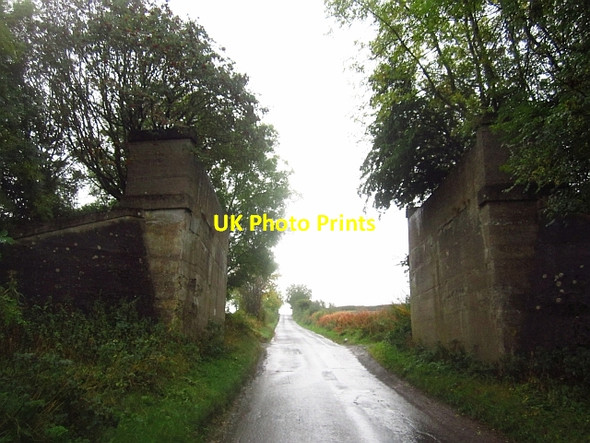 Photo 6"x4" Bridge buttresses Kilmany c2013
