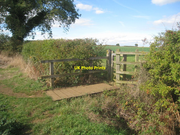 Photo 6"x4" Footbridge and gate Reepham\/TF0373 c2013