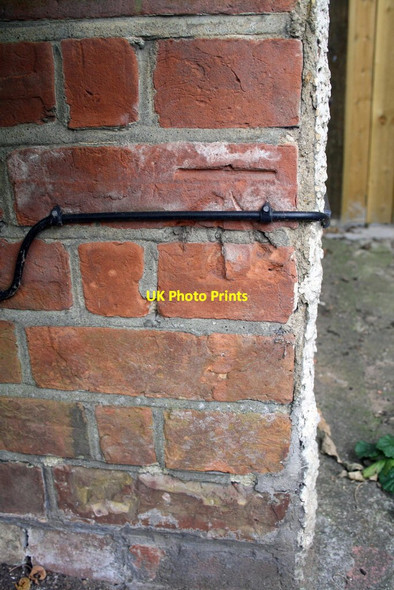 Photo 6"x4" Benchmark on #26 Old High Street Headington c2013
