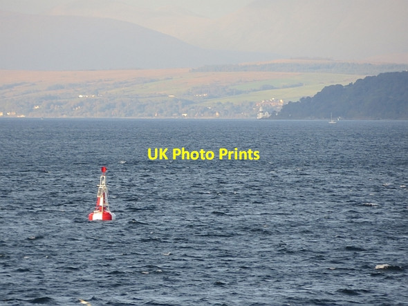 Photo 6"x4" Safe water buoy off Skelmorlie Meigle\/NS1965 c2013