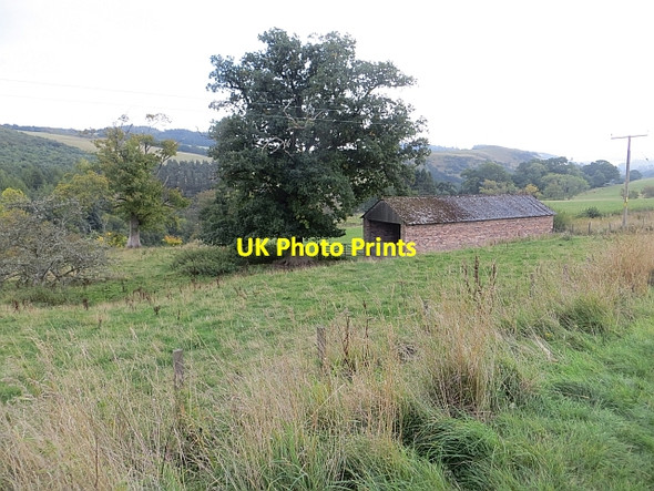Photo 6"x4" Agricultural building Pathstruie c2013