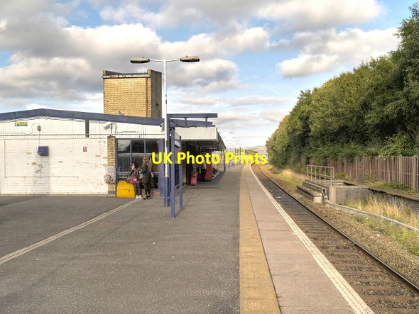 Photo 6"x4" Platform 3, Rochdale Railway Station Rochdale c2013