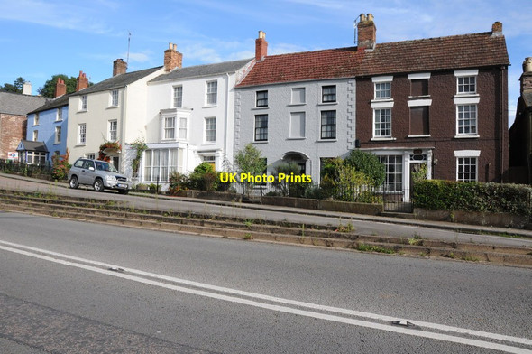 Photo 6"x4" Painted houses in Blakeney Blakeney\/SO6606 c2013