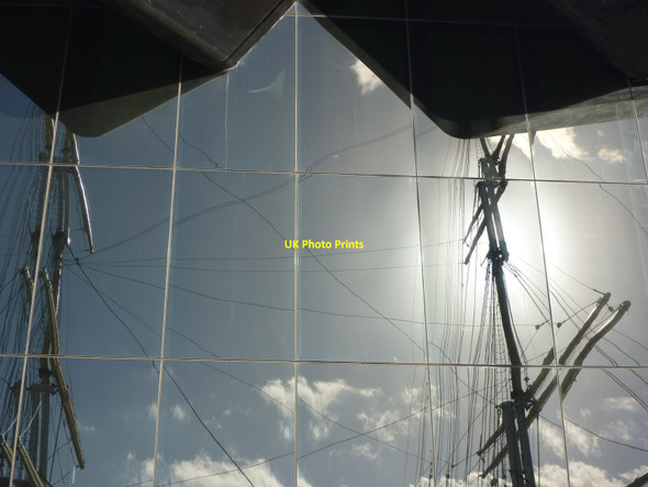 Photo 6"x4" Glasgow Townscape : A Highly Polished Floor Govan c2013