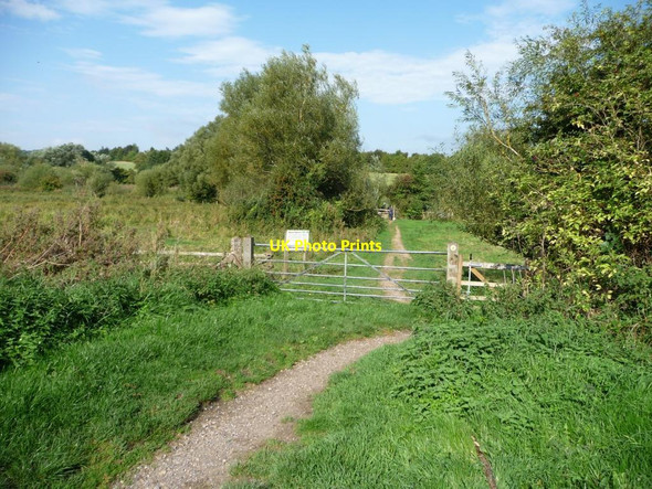 Photo 6"x4" Public footpath to the River Dun Hungerford\/SU3368 c2013