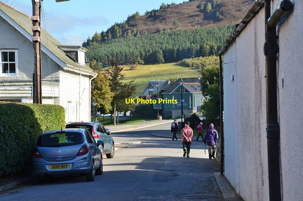 Photo 6"x4" Foot of Chapel Brae, Braemar Auchendryne c2013