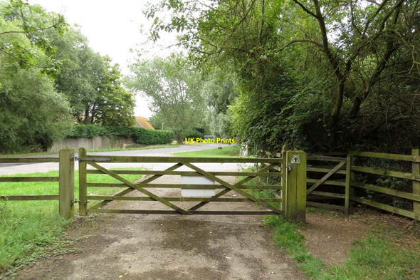 Photo 6"x4" Gate to Cumnor Road Farmoor\/SP4506 c2013
