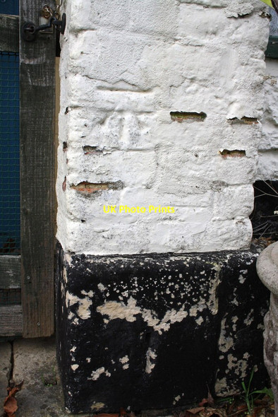Photo 6"x4" Benchmark on #2 Townsend Road Bourton\/SU2387 c2013