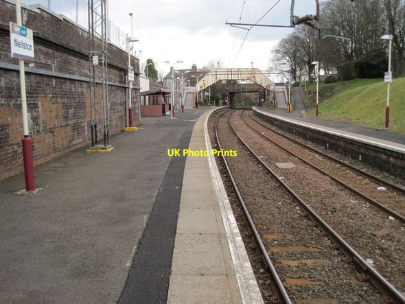 Photo 6"x4" Neilston railway station, Renfrewshire Neilston c2011
