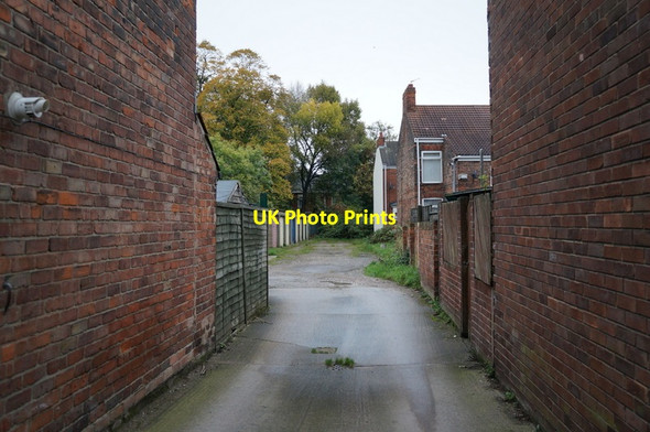 Photo 6"x4" A tenfoot off Dene Street, Hull Kingston upon Hull c2013
