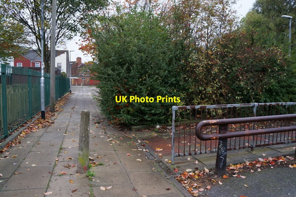 Photo 6"x4" A path leading to Mersey Street, Hull Kingston upon Hull c2013