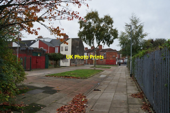 Photo 6"x4" A path leading to Mersey Street, Hull Kingston upon Hull c2013 P2