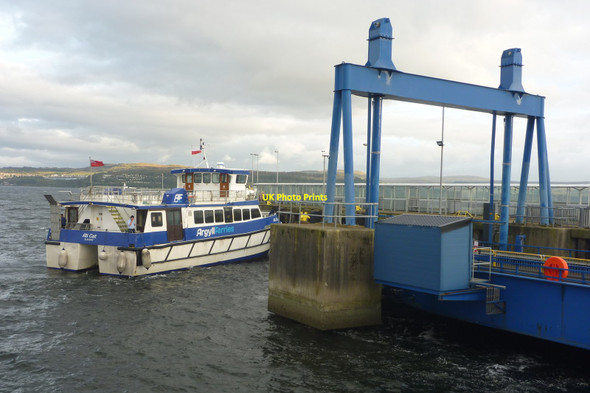 Photo 6"x4" The Firth Of Clyde : The Gourock-Dunoon Ferry Arrives At Dunoon Dunoon c2013