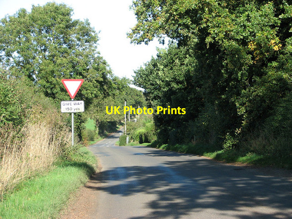 Photo 6"x4" Approaching Primrose Corner Primrose Corner c2013