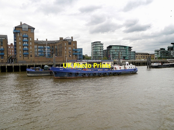 Photo 6"x4" River Thames, North bank London c2013