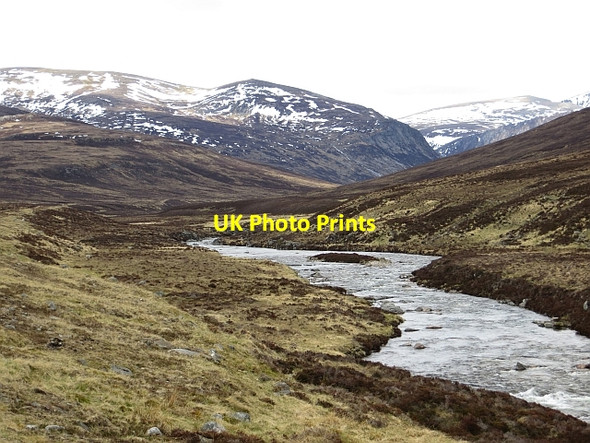 Photo 6"x4" Glen Dee Cairn Geldie c2013
